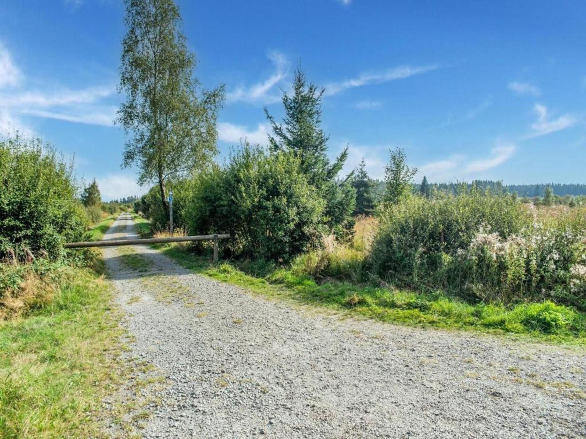 Cozy Cottage In Malmedy With Large Garden Экстерьер фото