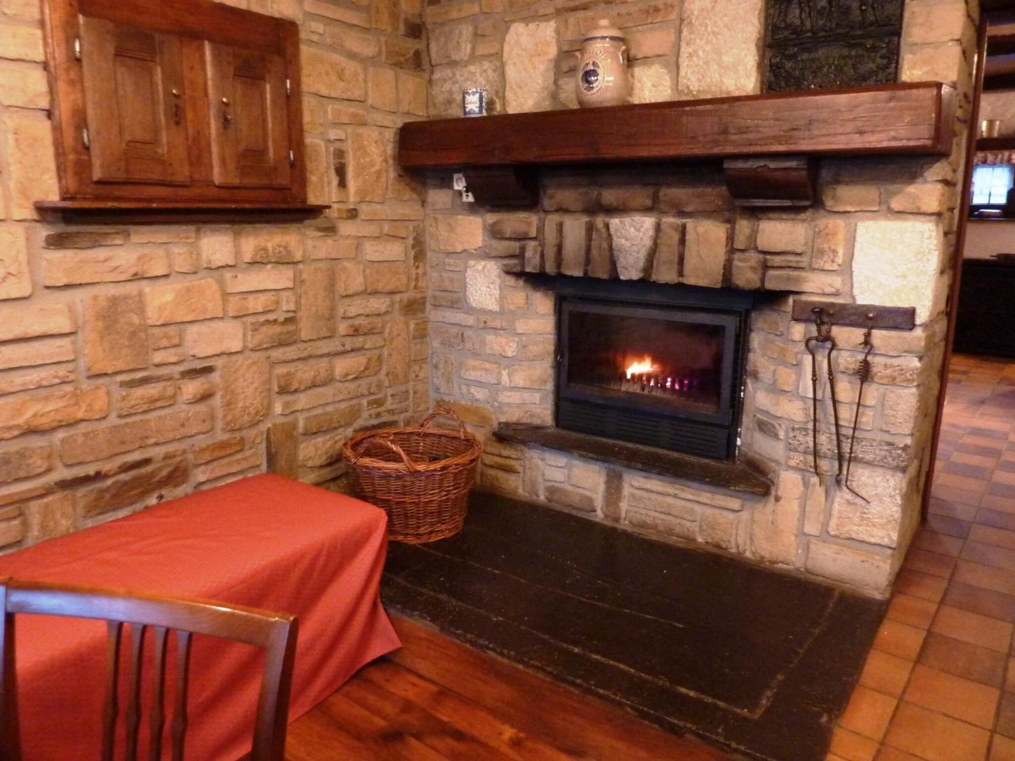 Cozy Cottage In Malmedy With Large Garden Экстерьер фото