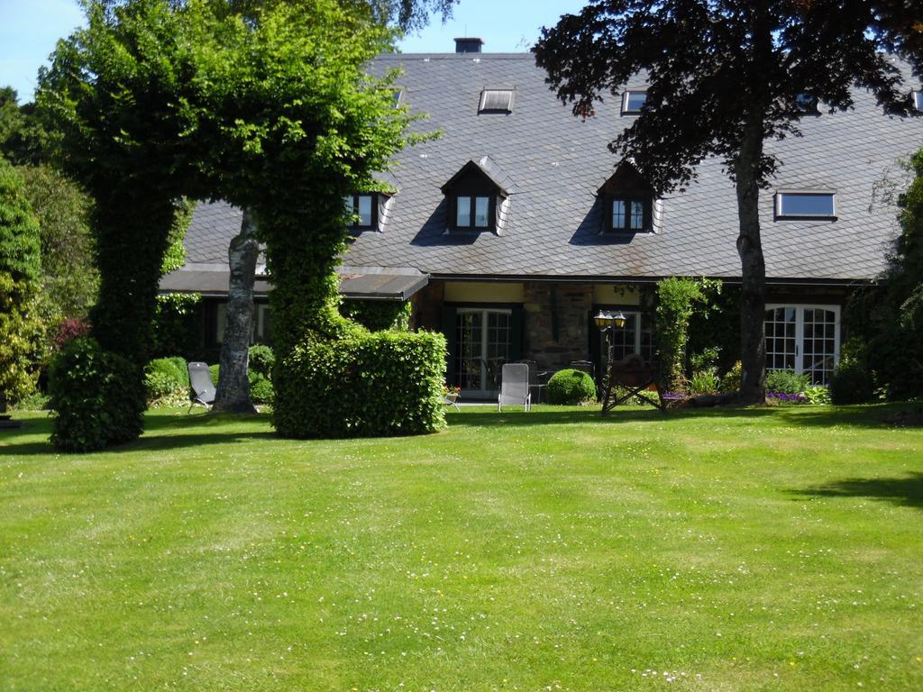 Cozy Cottage In Malmedy With Large Garden Экстерьер фото