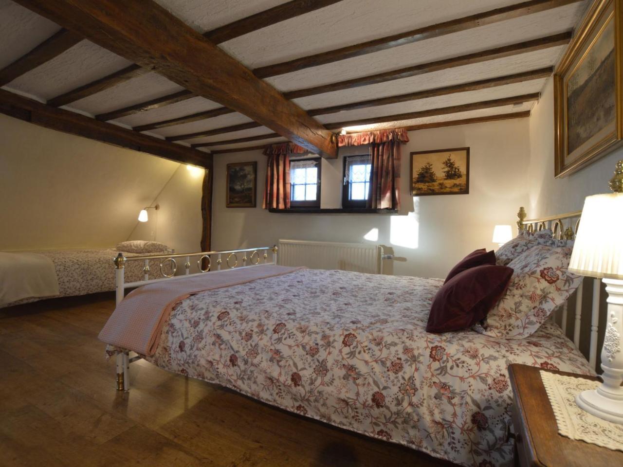 Cozy Cottage In Malmedy With Large Garden Экстерьер фото
