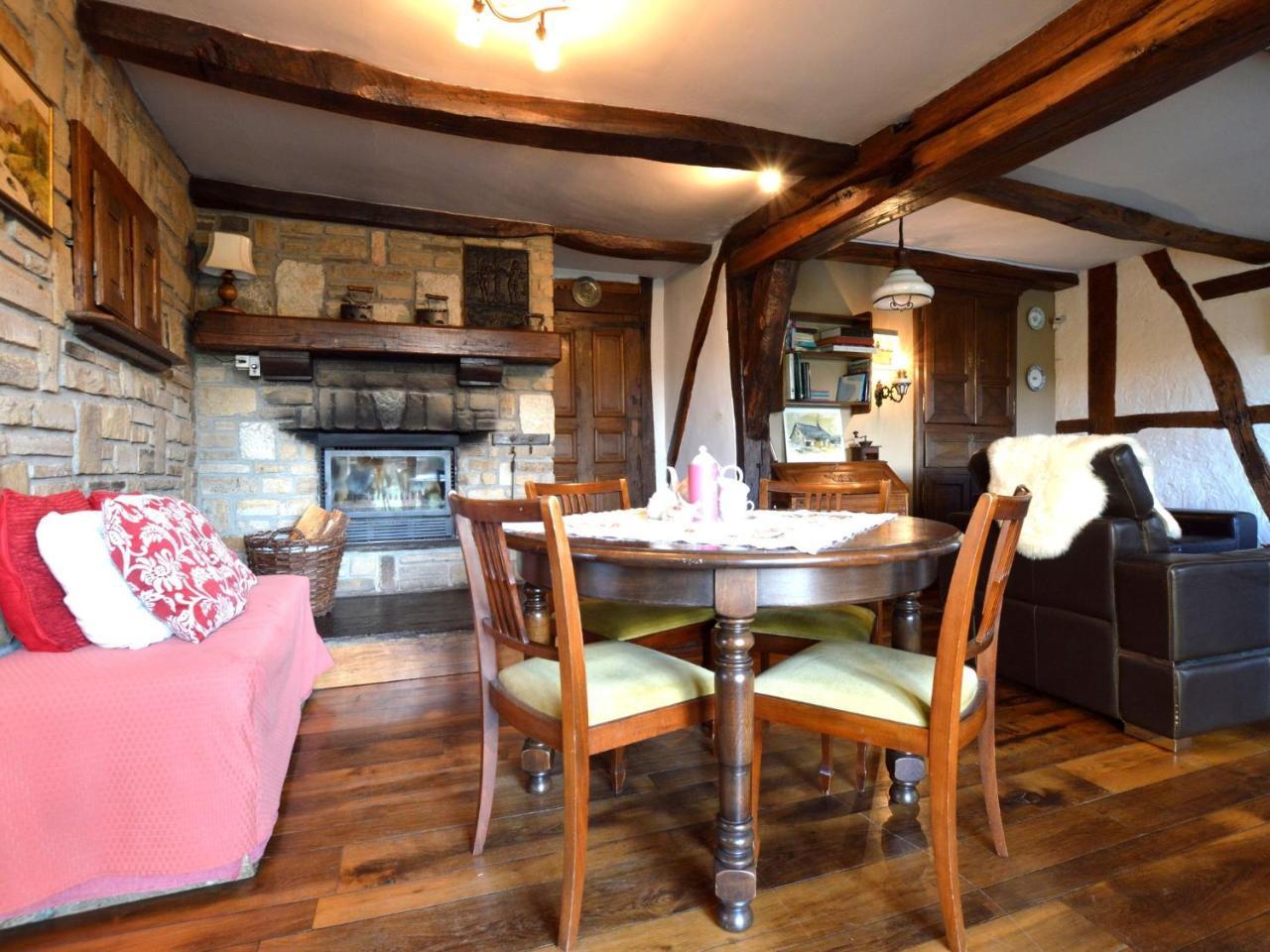 Cozy Cottage In Malmedy With Large Garden Экстерьер фото